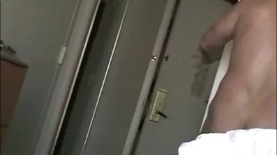 Грайлива апетитна сучка лиже член відео секс перший раз чоловіки