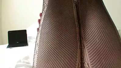 Ненаситний порно відео скачати безплатно ловелас засунув чорний член в кицьку дівчини