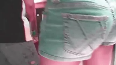 Довга відео секс чат блондинка дрочить кицьку перед роботою