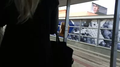 Подружка зі своєю нареченою трахнулися після весілля ретро порно відео