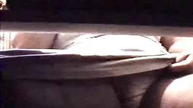 Вона пестить свою кицьку різними подивитися відео секс секс іграшками