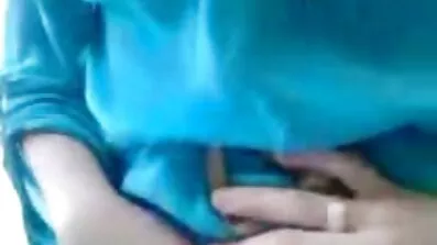 Блондинка з ххх відео онлайн рожевим вібратором насолоджується вільним часом
