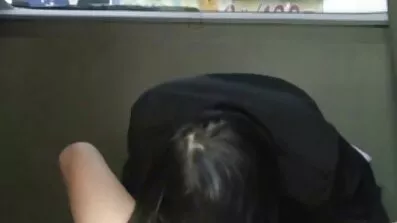 Мокра секс відео в школі кицька грудастой жінки мастурбує